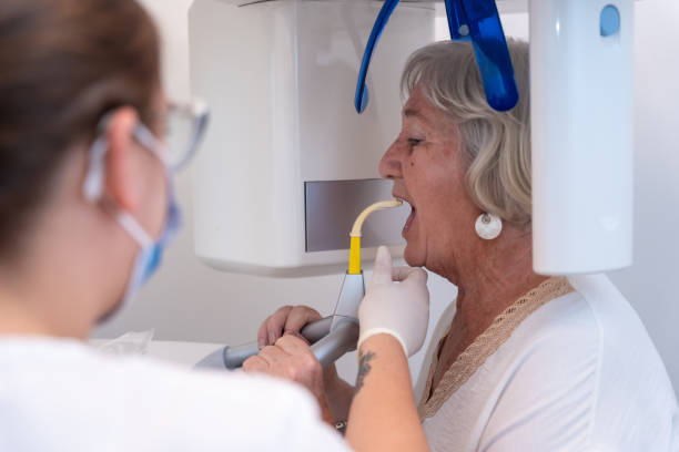 Best Emergency Treatment for Dental Infections or Abscesses in Armona, CA